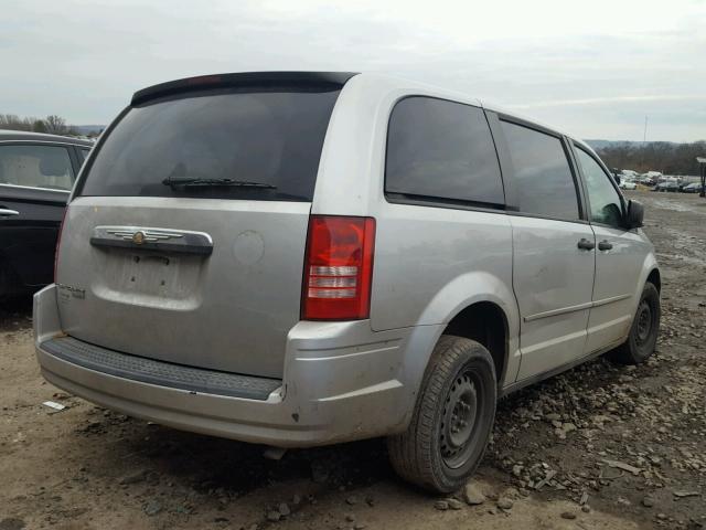 2A8HR44H68R843145 - 2008 CHRYSLER TOWN & COU SILVER photo 4