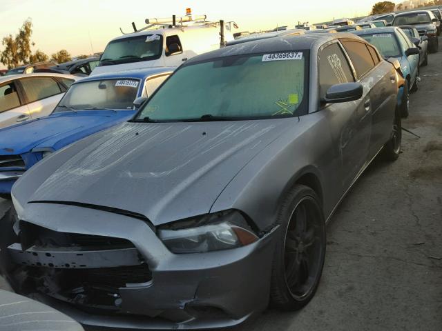 2B3CL3CG0BH587038 - 2011 DODGE CHARGER GRAY photo 2