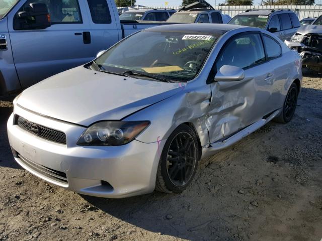 JTKDE3B75A0311674 - 2010 TOYOTA SCION TC 银色 照片 2