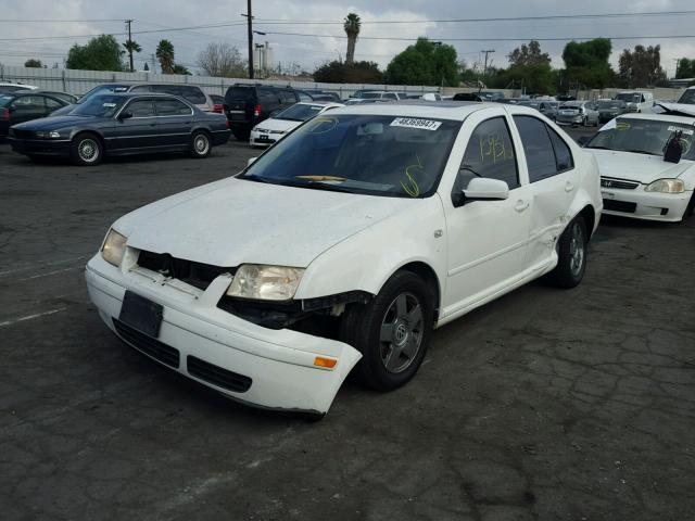 3VWSE69M72M008922 - 2002 VOLKSWAGEN JETTA GLS WHITE photo 2