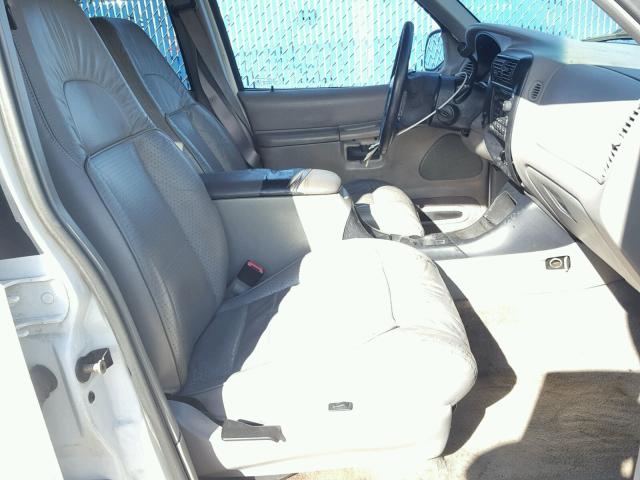 1FMZU32P2WZC08498 - 1998 FORD EXPLORER WHITE photo 5