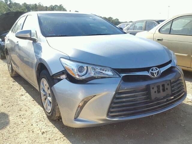 4T1BF1FK0HU282601 - 2017 TOYOTA CAMRY LE SILVER photo 1