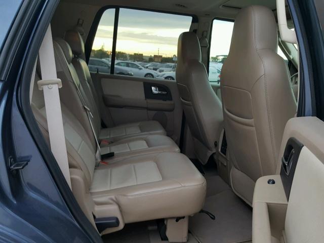 1FMFU17595LA85413 - 2005 FORD EXPEDITION BLUE photo 6