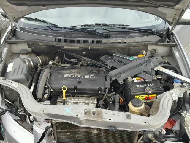 KL1TD5DE2AB111165 - 2010 CHEVROLET AVEO LS GRAY photo 7