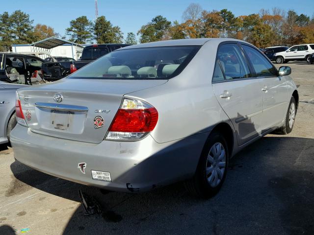 4T1BE32K05U564060 - 2005 TOYOTA CAMRY LE SILVER photo 4