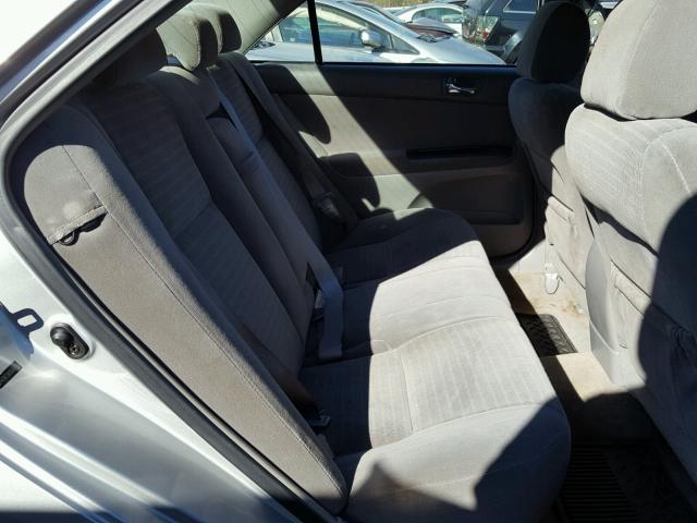 4T1BE32K05U564060 - 2005 TOYOTA CAMRY LE ვერცხლისფერი ფოტო 6
