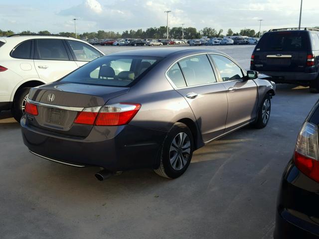 1HGCR2F33FA262390 - 2015 HONDA ACCORD LX GRAY photo 4