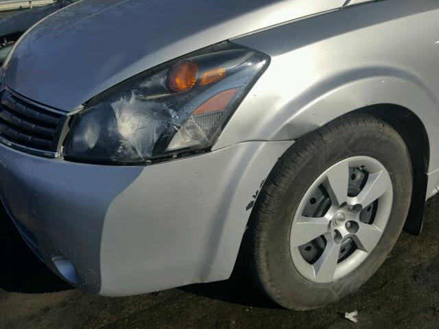 5N1BV28U18N116525 - 2008 NISSAN QUEST S SILVER photo 9