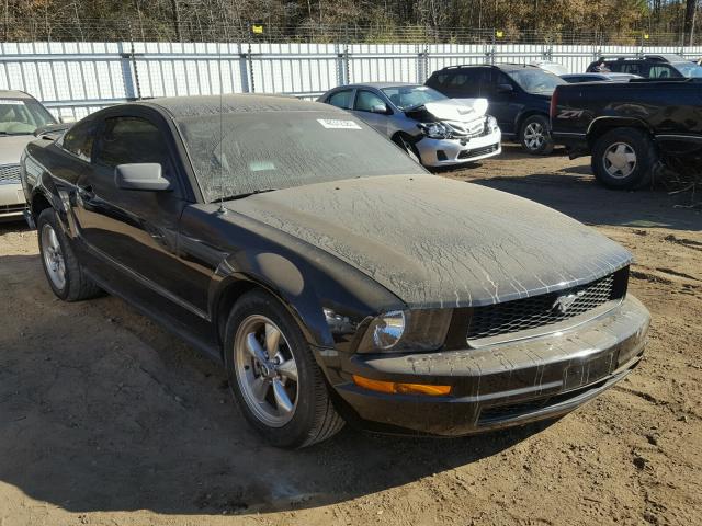 1ZVFT80N055171186 - 2005 FORD MUSTANG BLACK photo 1