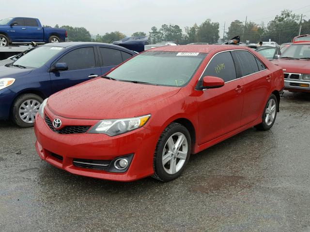 4T1BF1FK3DU723132 - 2013 TOYOTA CAMRY L RED photo 2