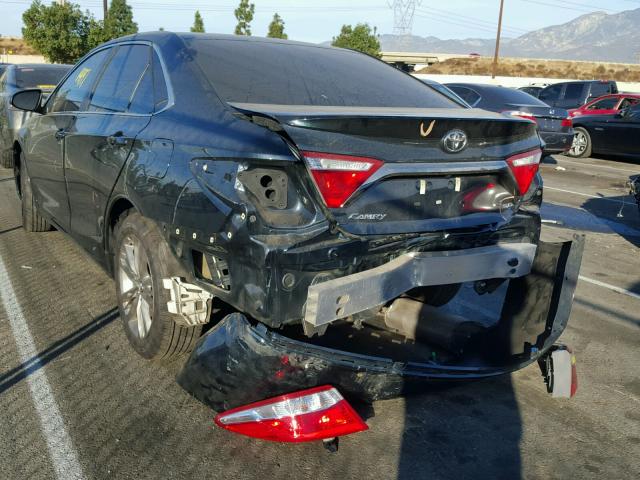 4T1BF1FK6HU739752 - 2017 TOYOTA CAMRY LE ლურჯი ფოტო 3