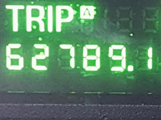 1LNHM86S01Y702204 - 2001 LINCOLN LS 金色 照片 8