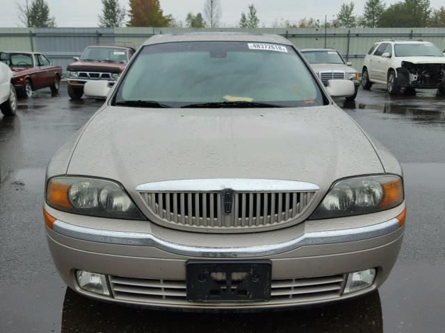 1LNHM86S01Y702204 - 2001 LINCOLN LS 金色 照片 9