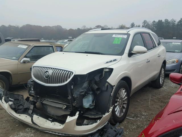 5GAKVBED6BJ335103 - 2011 BUICK ENCLAVE CX WHITE photo 2