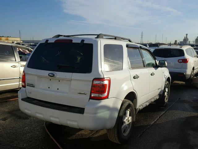 1FMCU93188KE80892 - 2008 FORD ESCAPE XLT WHITE photo 4