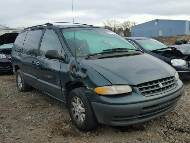 2C4GJ44G8YR728998 - 2000 CHRYSLER GRAND VOYA GREEN photo 1