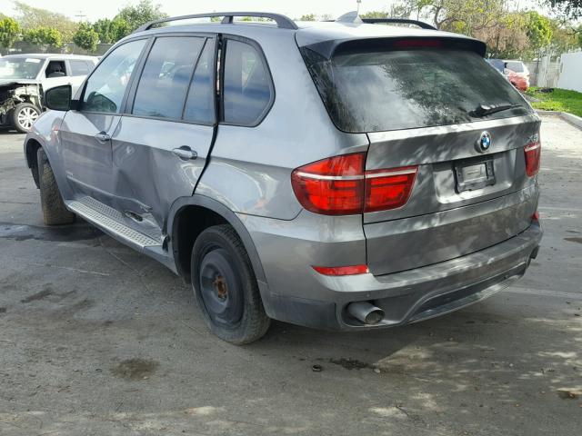 5UXZV4C56BL403147 - 2011 BMW X5 XDRIVE3 GRAY photo 3