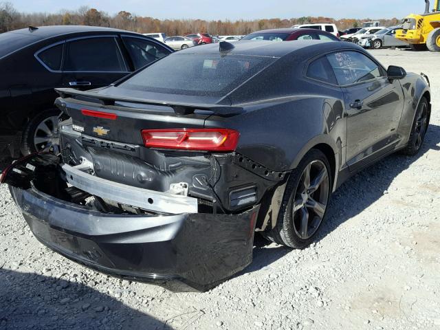 1G1FE1R70H0111525 - 2017 CHEVROLET CAMARO SS GRAY photo 4