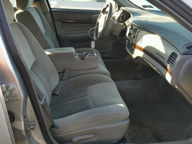 2G1WF52E559231156 - 2005 CHEVROLET IMPALA SILVER photo 5