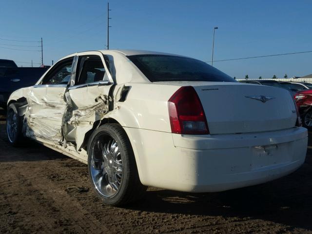 2C3KA43R27H731756 - 2007 CHRYSLER 300 WHITE photo 3