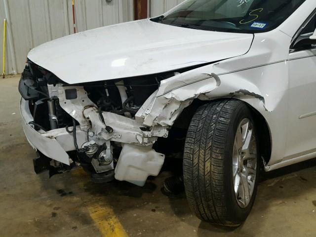 1G11C5SL3FF296842 - 2015 CHEVROLET MALIBU 1LT თეთრი ფოტო 9