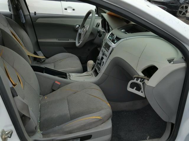 1G1ZA5EU0CF393974 - 2012 CHEVROLET MALIBU LS 白色 照片 5