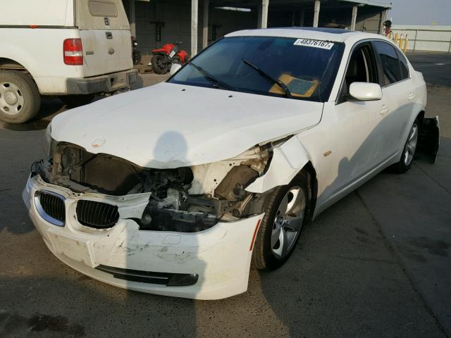 WBANU53528CT19003 - 2008 BMW 528 I WHITE photo 2