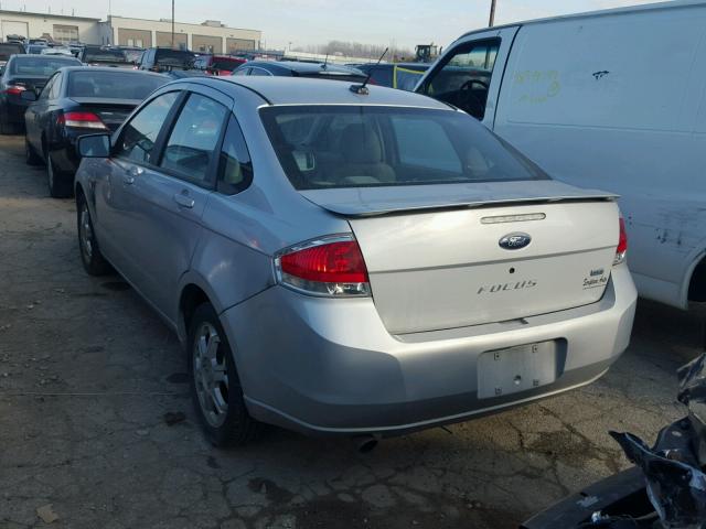 1FAHP35N28W116318 - 2008 FORD FOCUS SE SILVER photo 3