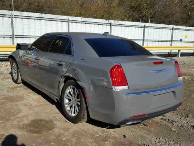 2C3CCAAG5HH663825 - 2017 CHRYSLER 300 LIMITE GRAY photo 3