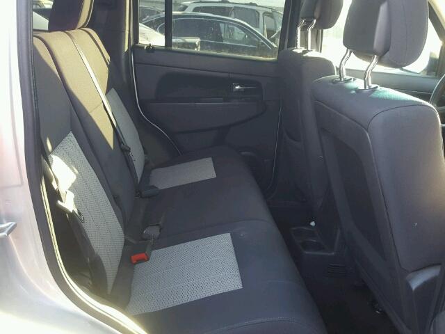 1J4PN2GK5AW133039 - 2010 JEEP LIBERTY SP SILVER photo 6