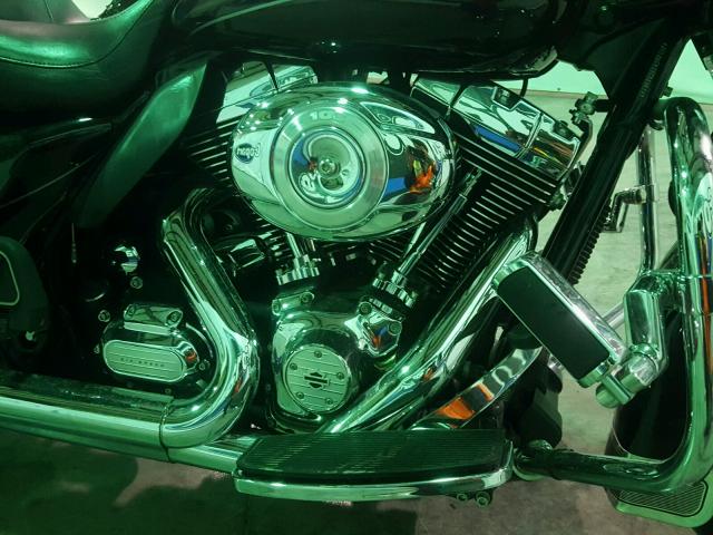 1HD1KEM14CB605242 - 2012 HARLEY-DAVIDSON FLHTK ELEC 黑色 照片 7