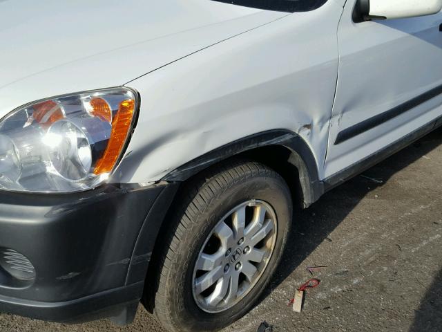 JHLRD78875C030412 - 2005 HONDA CR-V EX WHITE photo 9