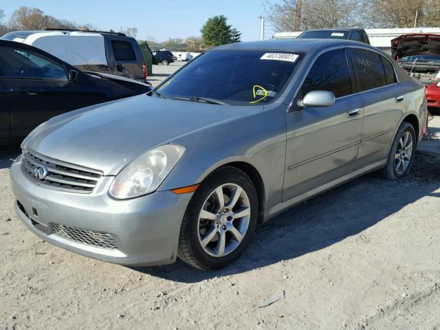 JNKCV51F76M600920 - 2006 INFINITI G35 SILVER photo 2