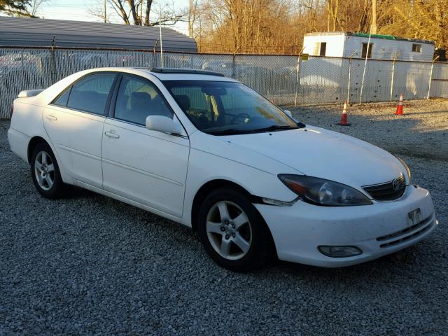 4T1BA30K54U502120 - 2004 TOYOTA CAMRY SE WHITE photo 1