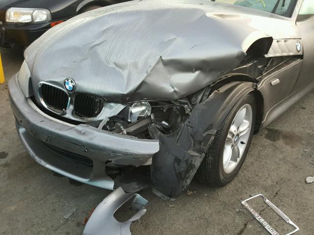 4USCN33442LK51999 - 2002 BMW Z3 2.5 SILVER photo 9