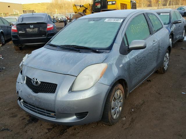 JTDJT923285141089 - 2008 TOYOTA YARIS SILVER photo 2