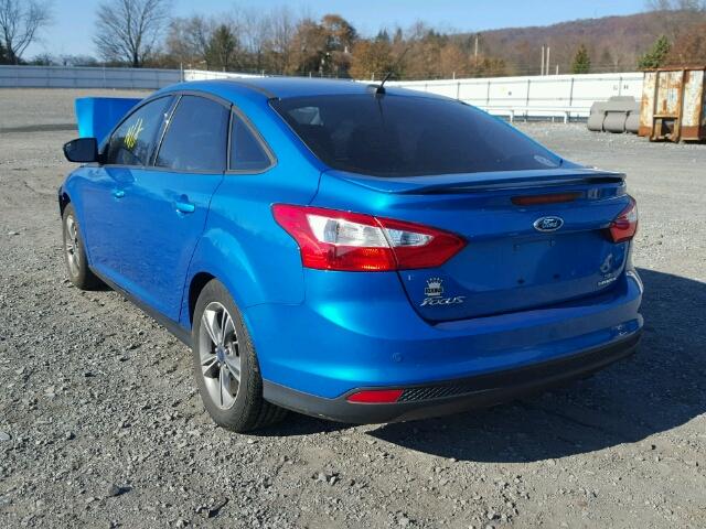 1FADP3F20EL320261 - 2014 FORD FOCUS SE BLUE photo 3