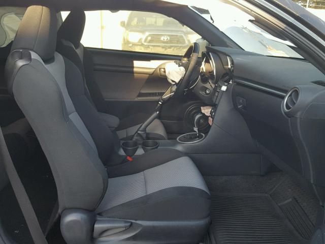 JTKJF5C74FJ004315 - 2015 TOYOTA SCION TC 黑色 照片 5