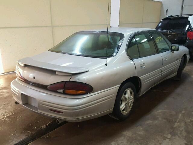 1G2HX52KXWH226586 - 1998 PONTIAC BONNEVILLE SILVER photo 4