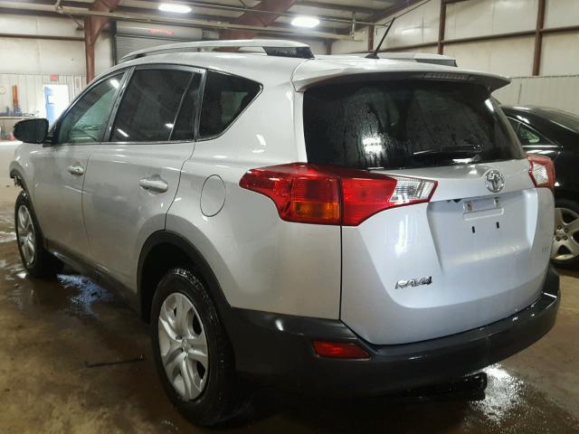 2T3ZFREV8FW195302 - 2015 TOYOTA RAV4 LE SILVER photo 3