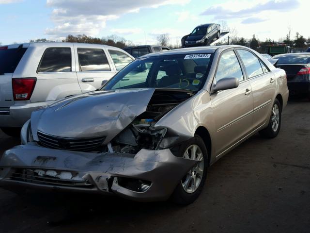 4T1BE30K75U613757 - 2005 TOYOTA CAMRY LE TAN photo 2