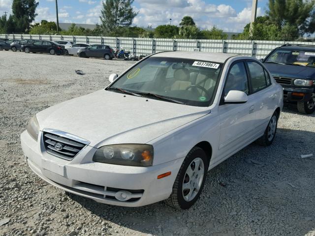 KMHDN46D75U010153 - 2005 HYUNDAI ELANTRA GL WHITE photo 2