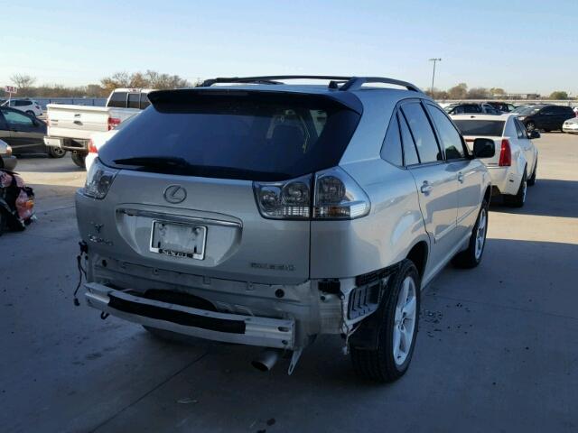 2T2GA31U05C041803 - 2005 LEXUS RX 330 SILVER photo 4