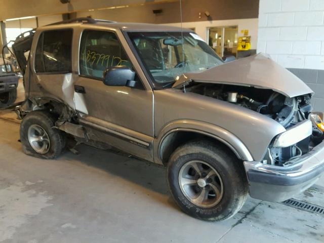 1GNCS13W0X2105026 - 1999 CHEVROLET BLAZER GRAY photo 9