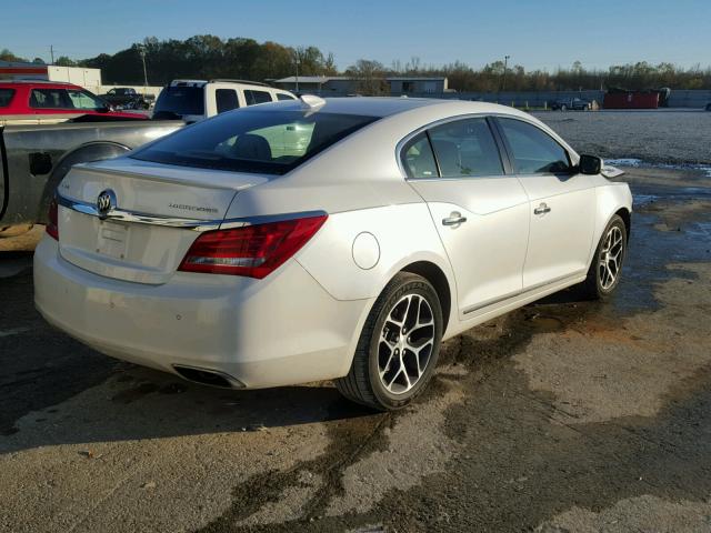 1G4G45G3XGF278214 - 2016 BUICK LACROSSE S WHITE photo 4