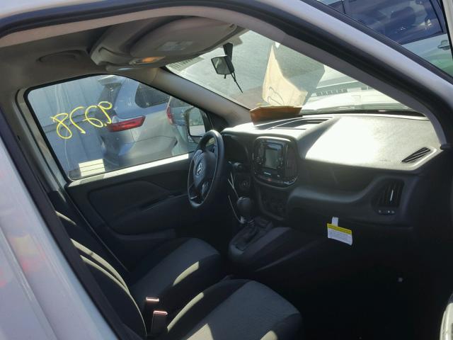 ZFBERFAB0H6F20986 - 2017 RAM PROMASTER 白色 照片 5