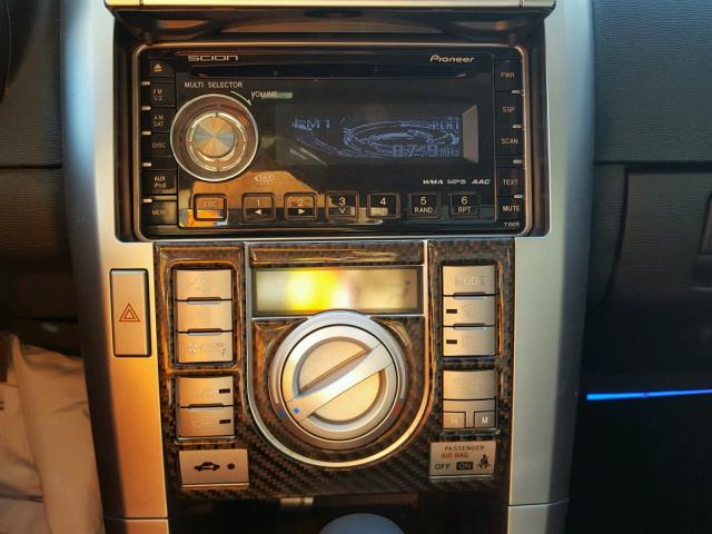 JTKDE3B76A0317743 - 2010 TOYOTA SCION TC 银色 照片 9