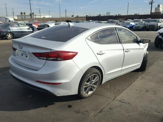 5NPD84LF7HH061166 - 2017 HYUNDAI ELANTRA SE SILVER photo 4