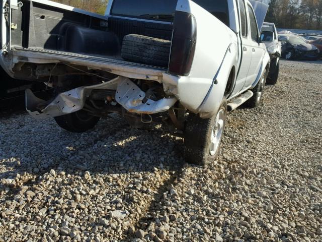 1N6ED27TX1C326245 - 2001 NISSAN FRONTIER C SILVER photo 9