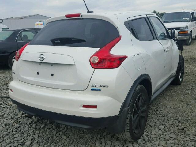 JN8AF5MV1DT215062 - 2013 NISSAN JUKE S WHITE photo 4